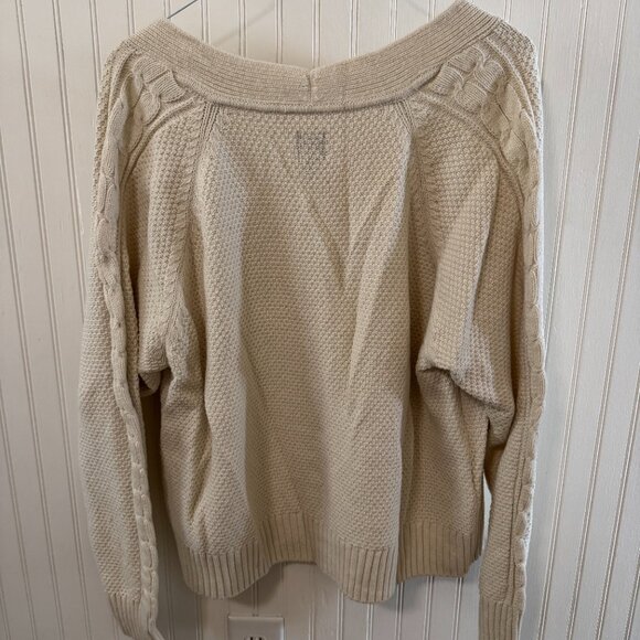 Gap Off-White Cable Knit Cardigan Sweater (Size L) - Picture 2 of 3